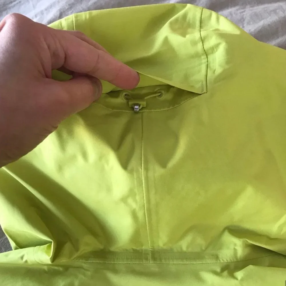 lululemon Lab Waterproof Shell - Picture 10 of 13